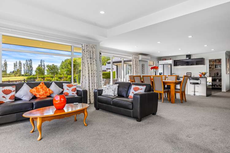 54 Mapleham Drive Pegasus_6