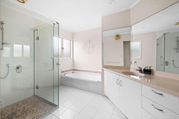 11 Bishops Close Greenmeadows_22