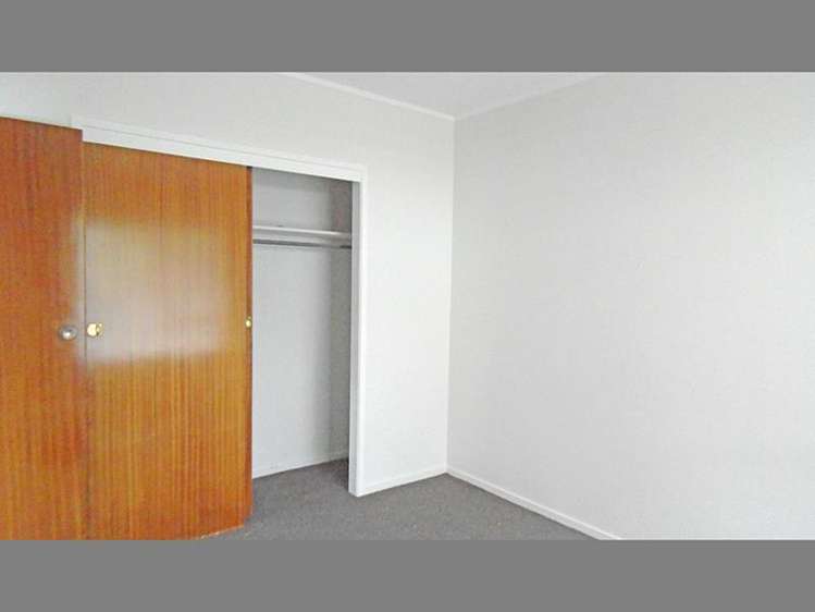 2/75 Moana Avenue One Tree Hill_8