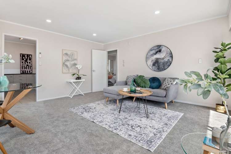 2/20 Waipani Road Te Atatu Peninsula_6