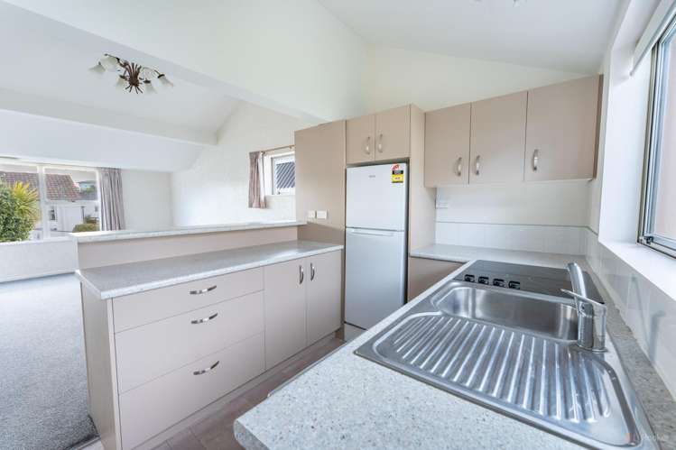 Cottage 13/6 Glenwood Avenue Highfield_12
