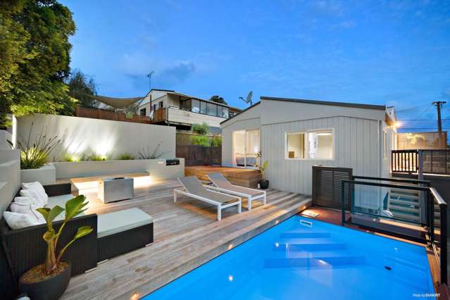 52 Doyly Drive Stanmore Bay_1