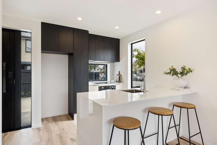 6/498 Manchester Street St Albans_1