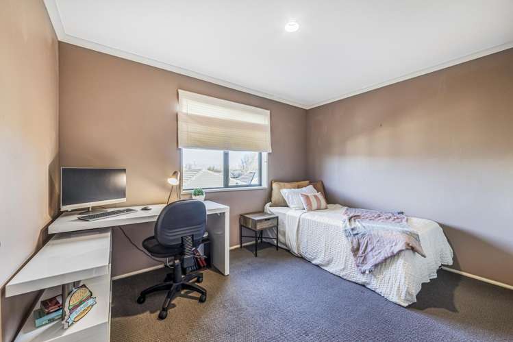 8 Crombie Green Northwood_19