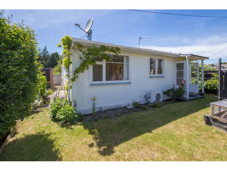 50a Batten Grove The Pines Beach_0