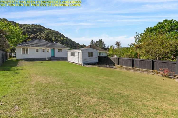 55 Lees Grove Wainuiomata_16