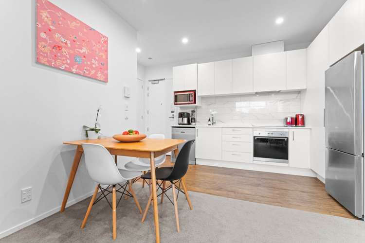 G09/1b Soljak Place Mount Albert_9