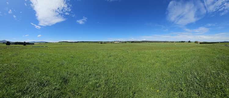 Parker Road Gore Surrounds_1