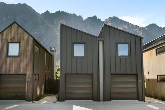 Your Initiation to Jacks Point Living