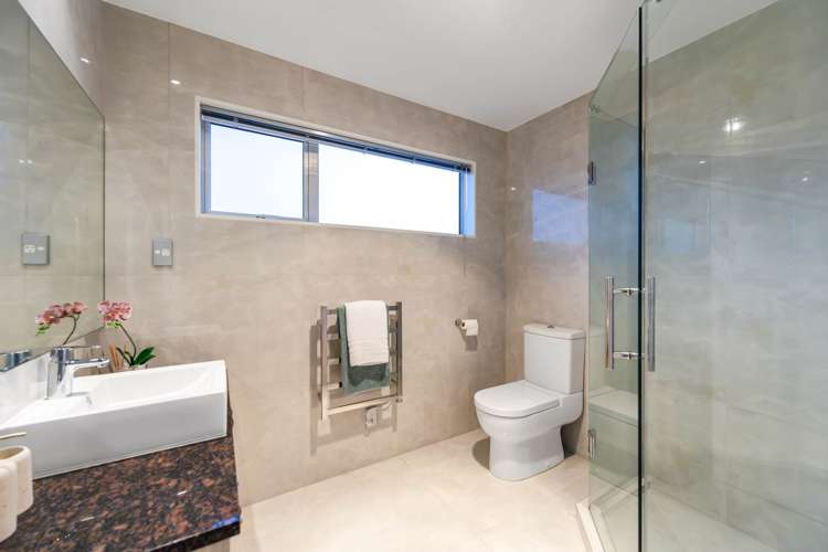 52 Chesterfield Way Orewa_57