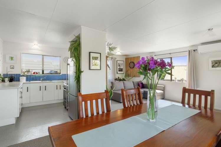 13 Robinson Street Katikati_1