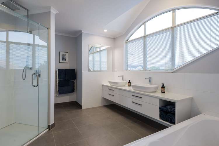 10 Helmsdale Court Huntington_13