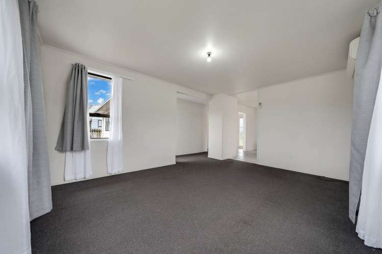 35 Tony Segedin Drive_4