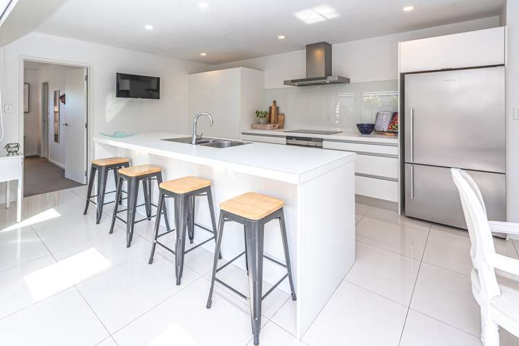 16 Egmont Street Patea_25