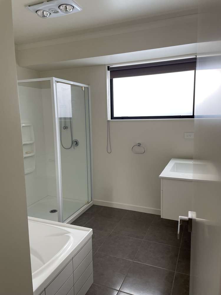 22 Ocean View Rise Ruakaka_10