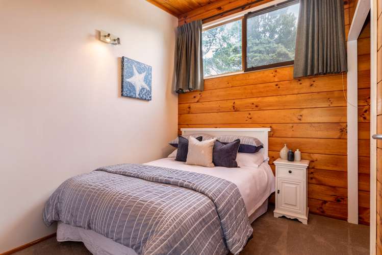 18 Kawaka Street Titirangi_15