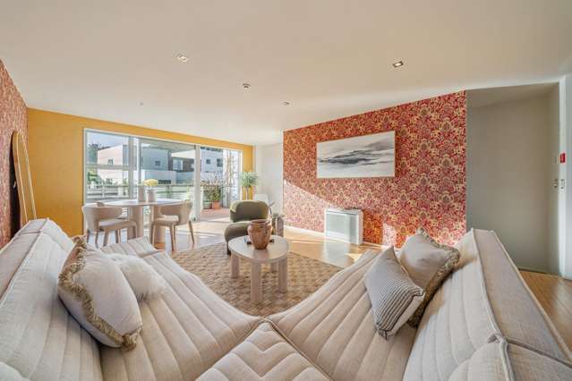 70 Saddleback Grove Karori_3