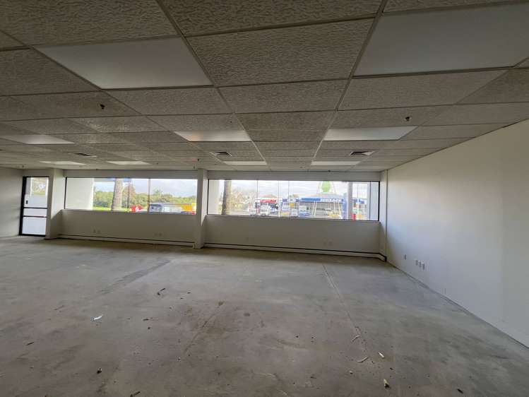 Ground/25 Springs Road East Tamaki_3