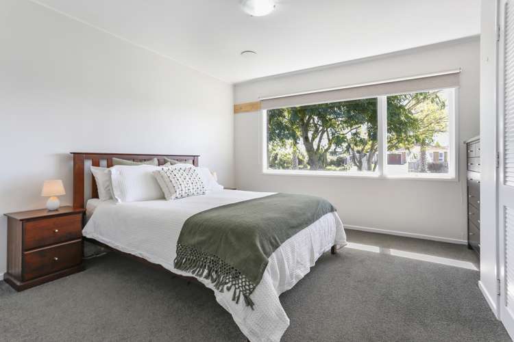 39 Meadway Sunnyhills_7