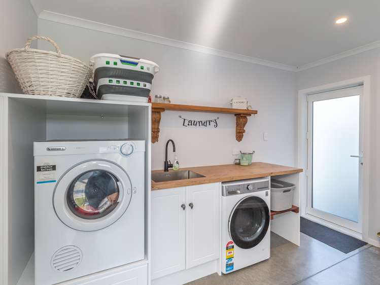 14 Mowhia Grove Waitarere_16