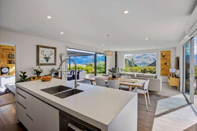 3 Caithness Court Jacks Point_8