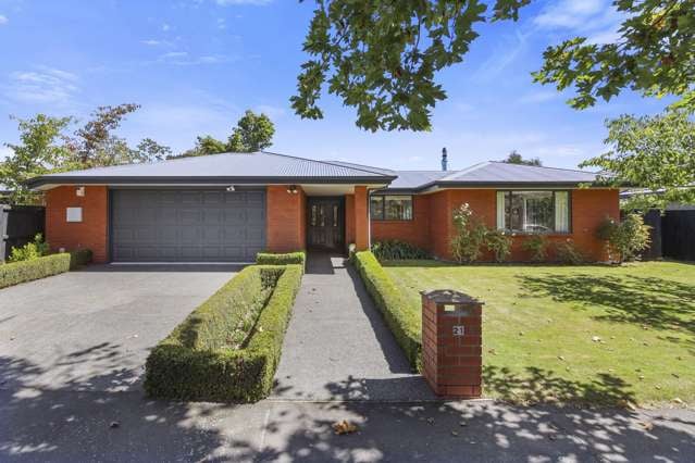 21 Riverwood Boulevard Redwood_3