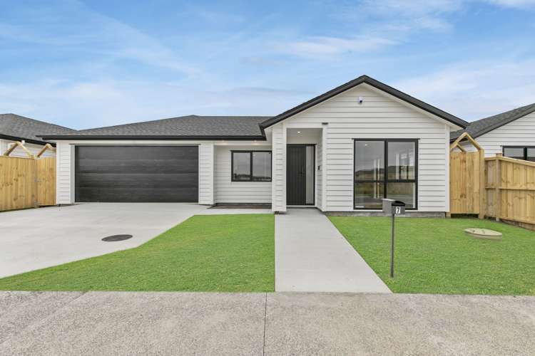 7 Hard Beech Street_0