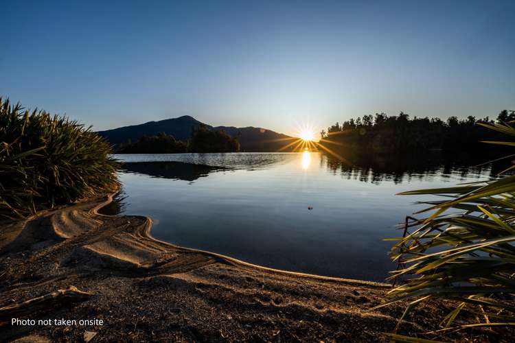 Lake Kaniere Terraces_0