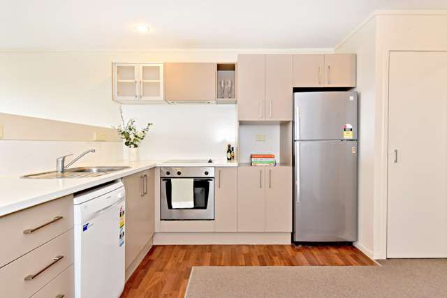 326/26 Morningside Drive Morningside_1