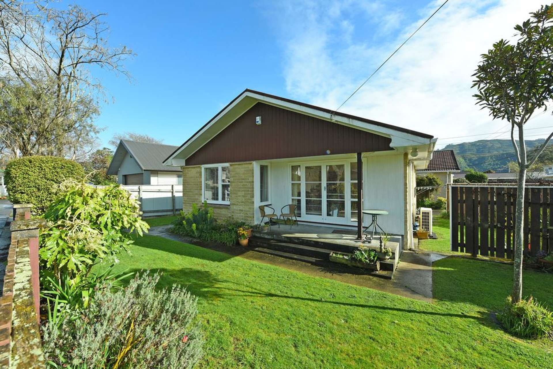 1/40 Heretaunga Square Silverstream_0