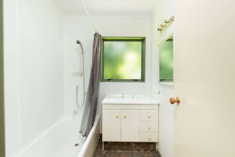 37 Courtney Road Gate Pa_16