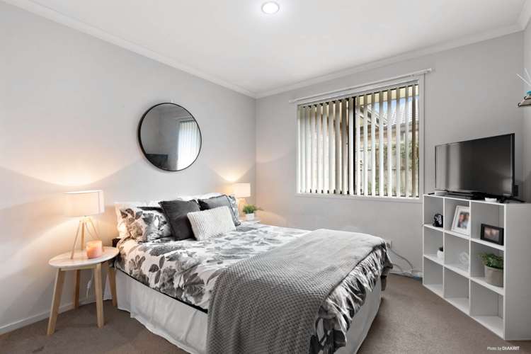 49 Sunningdale Street Wattle Downs_15