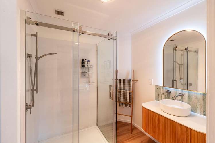 10 Mahuri Road Otatara_19