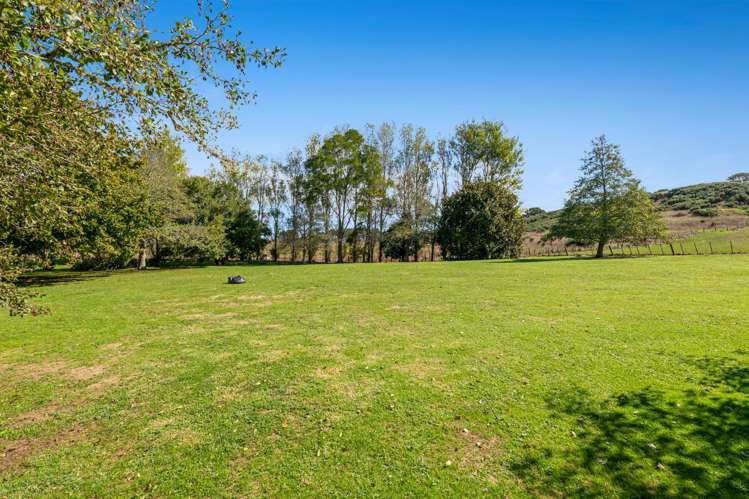 636 Kahikatea Flat Road Waitoki_65