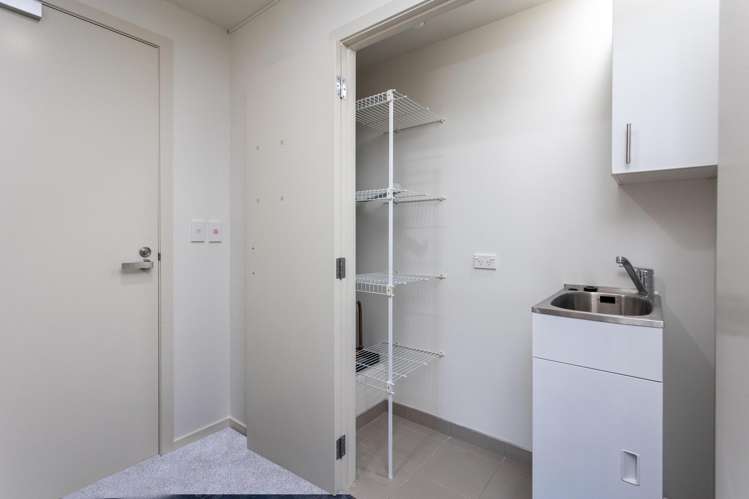 223/4 Wagener Place Mount Albert_17