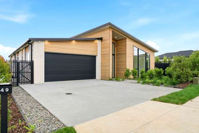 Excellence by Design, Award Winning Quality 609m²