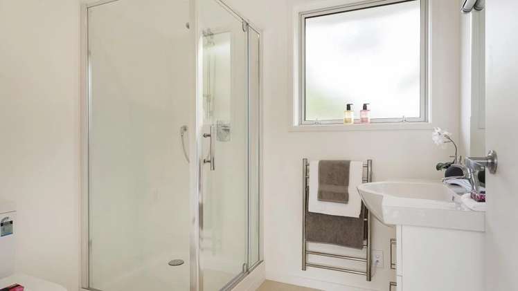 19B Te Atatu Road Te Atatu South_7