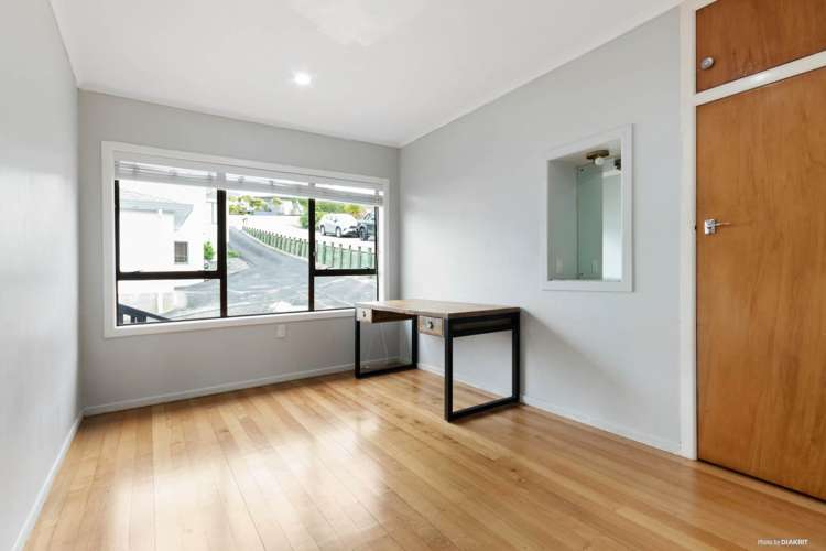 1/658 Beach Road Browns Bay_6