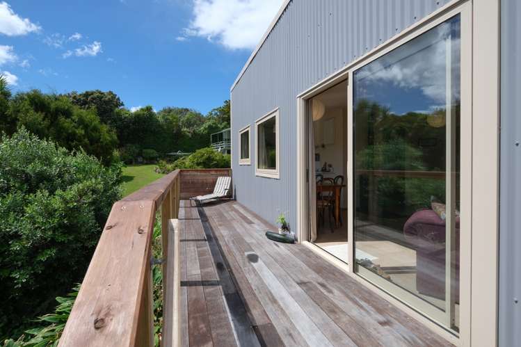 5 Waikana Street Broad Bay_1