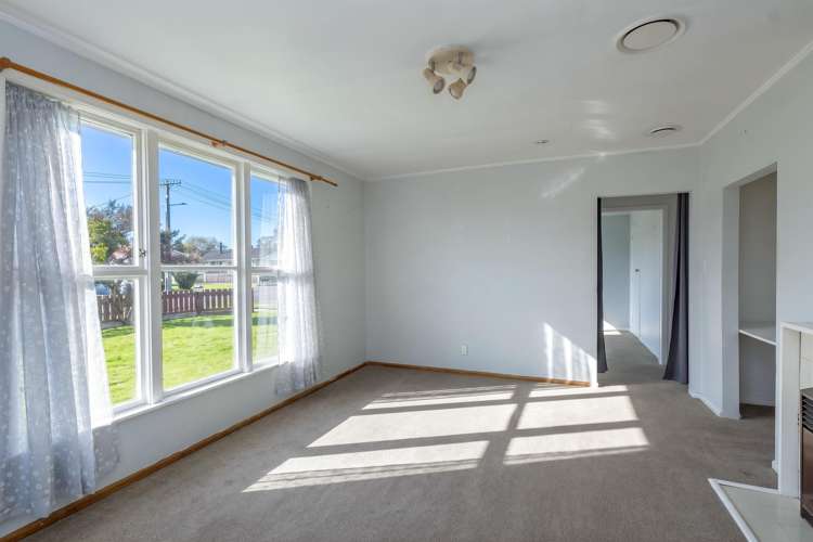 33 Stuart Crescent Masterton_9