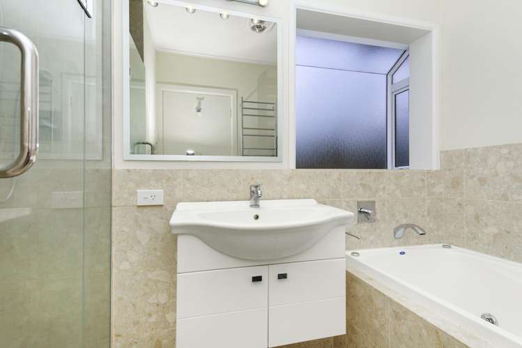 10 Levin Grove Kelson_12