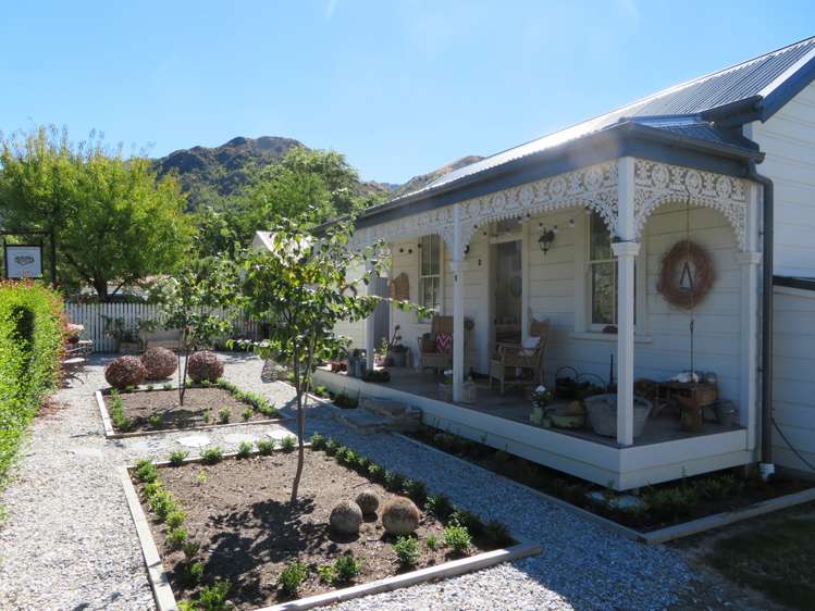 9 Anglesea Street Arrowtown_11