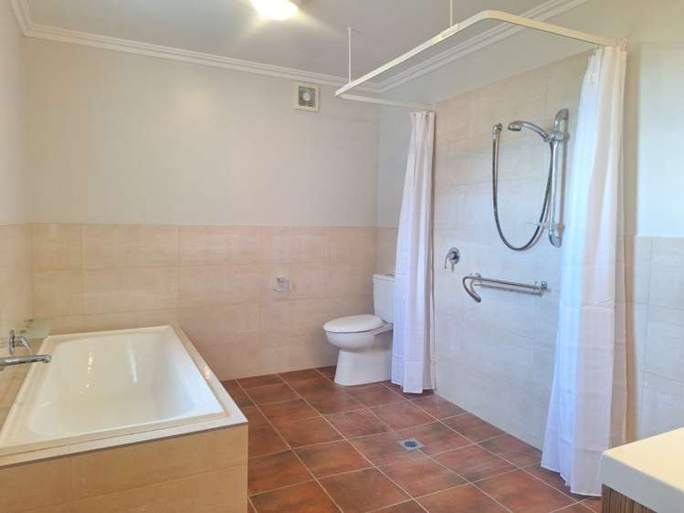 18 Heywood Crescent 1662_15