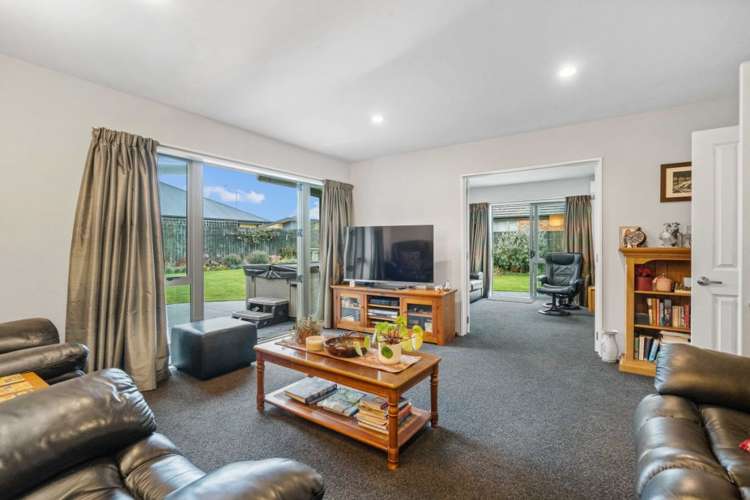 9 Lightning Close Wigram_3