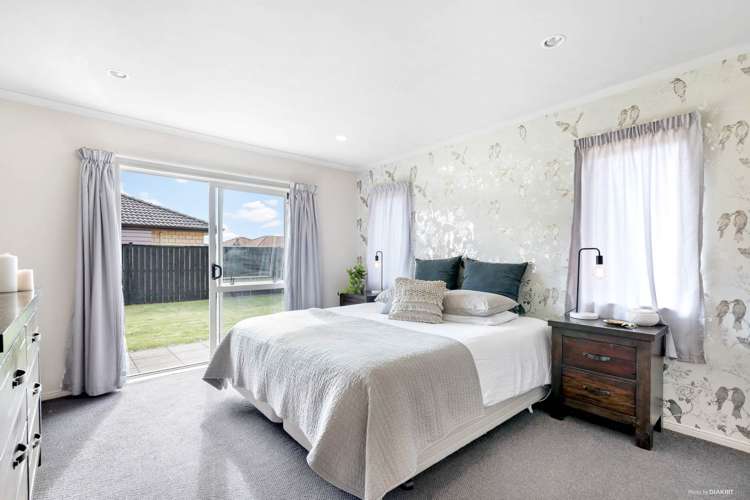 29 Turnberry Drive Wattle Downs_10