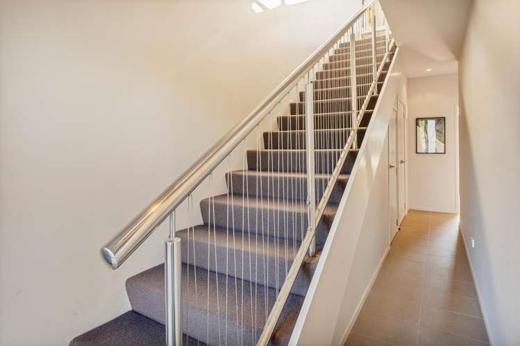 40/73 South Highway - Sovereign Pier Whitianga_17