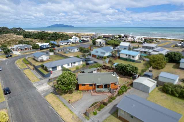 31 Scott Avenue Otaki Beach_2