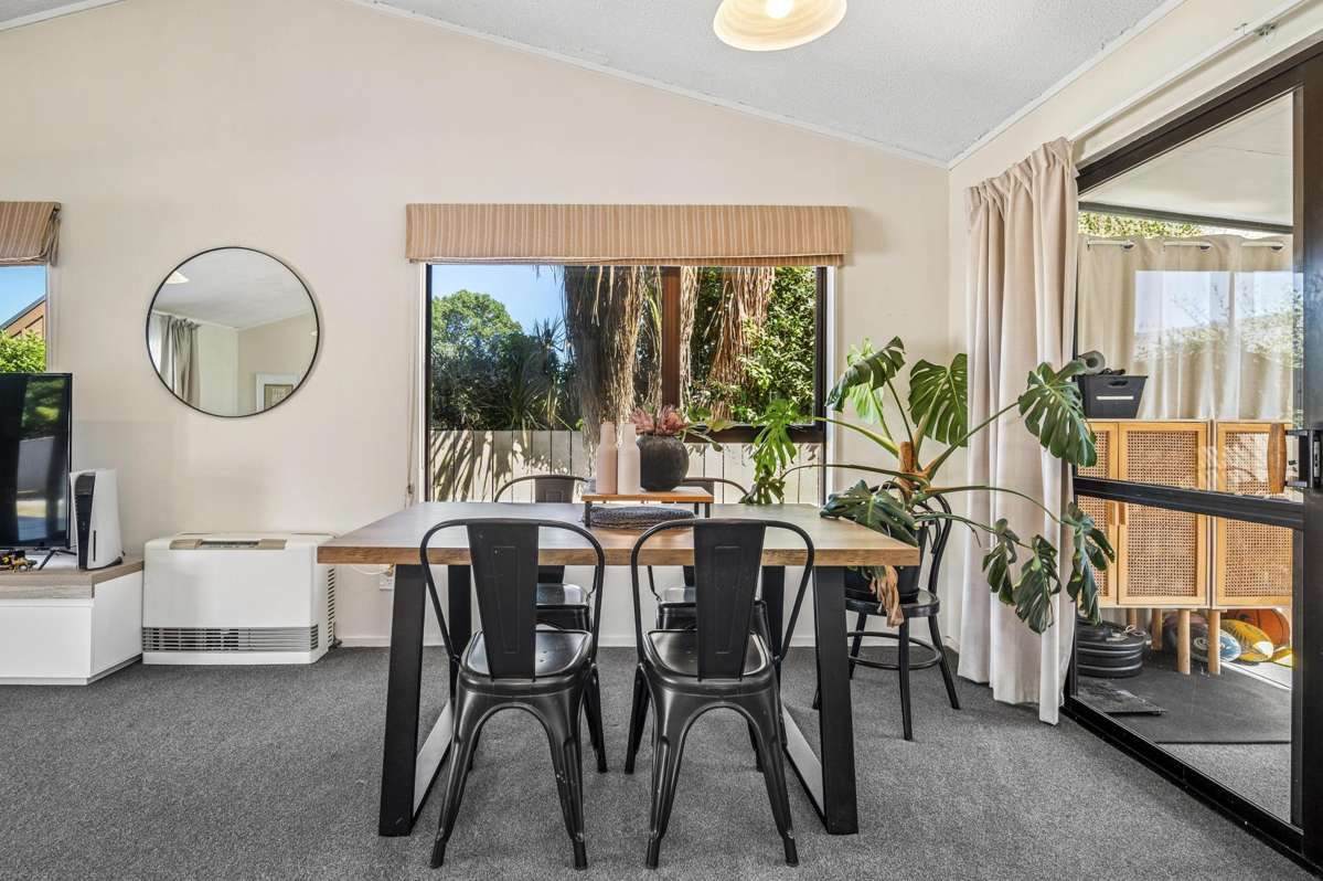 2/62 Shepherd Road_1