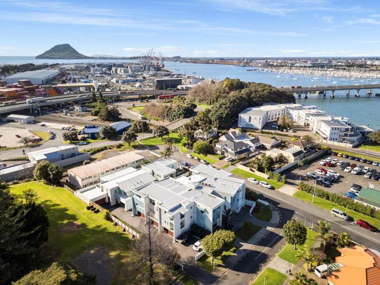 4/52 Cliff Road Tauranga Central_19