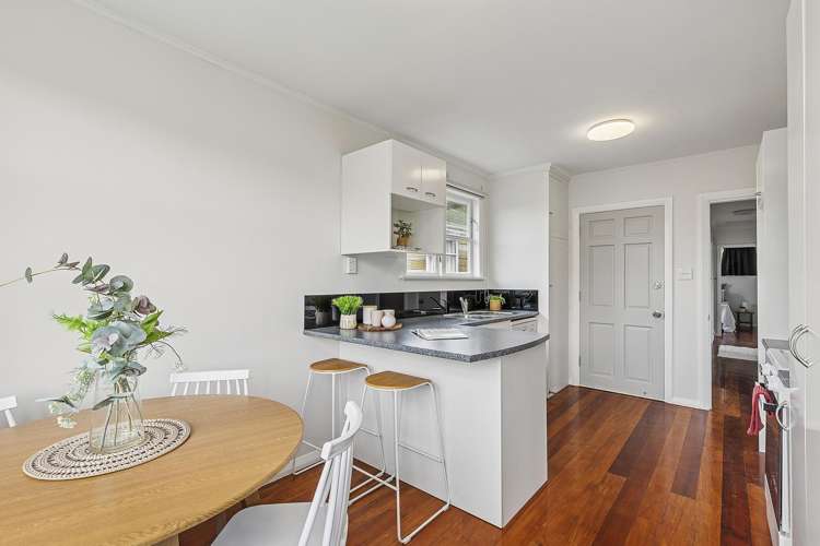 334 Main Road Tawa_8